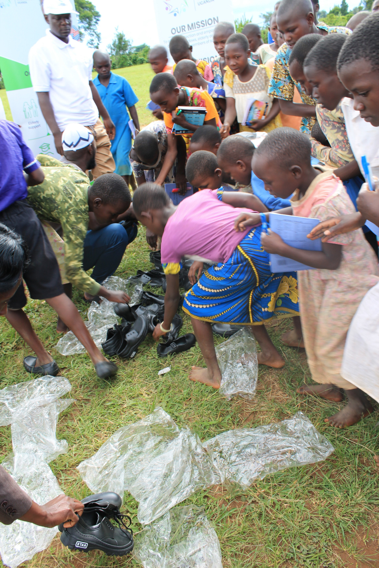 SODO Charity distributing supplies to schoolchildren